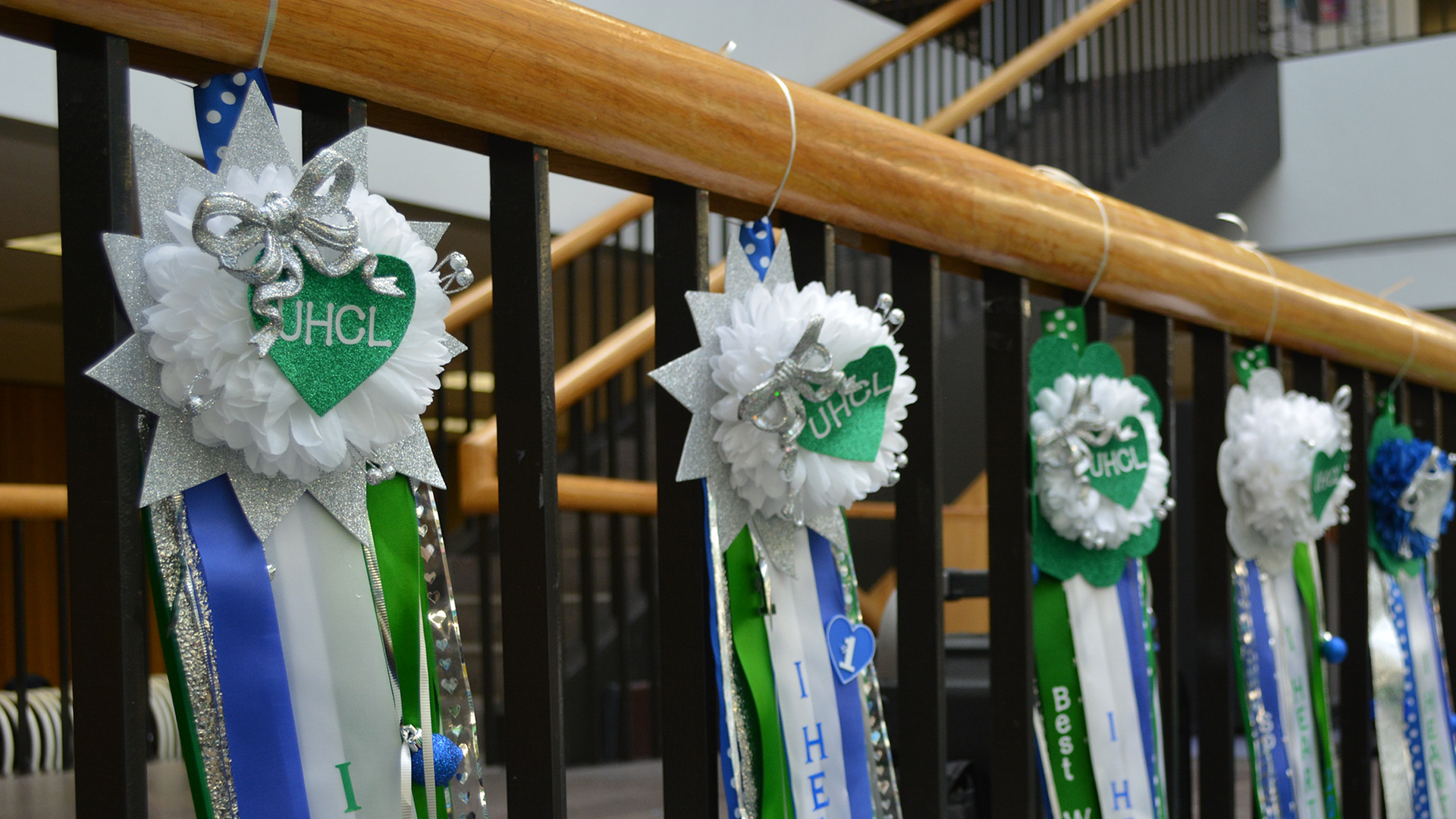 Close up image showing UHCL spirit ribbons